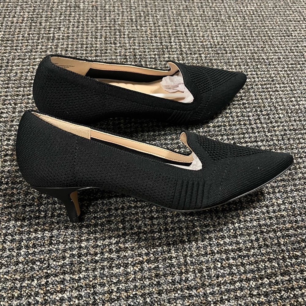 Adrienne Vittadini Black Textured Heels - Picture 2 of 8